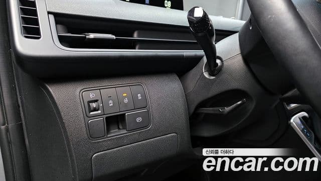 Hyundai Staria Modern, 2023 15