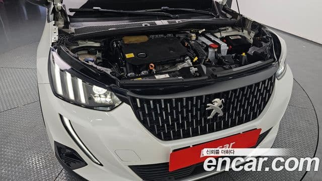 Peugeot 2008 2세대 1.5 BlueHDi GT, 2021 6