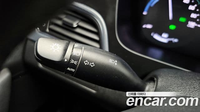 Hyundai LF Sonata гибрид Premium, 2016 20