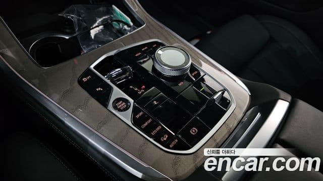 BMW X7 (G07) xDrive 40d Design Pure Excellence 7인승, 2024 9