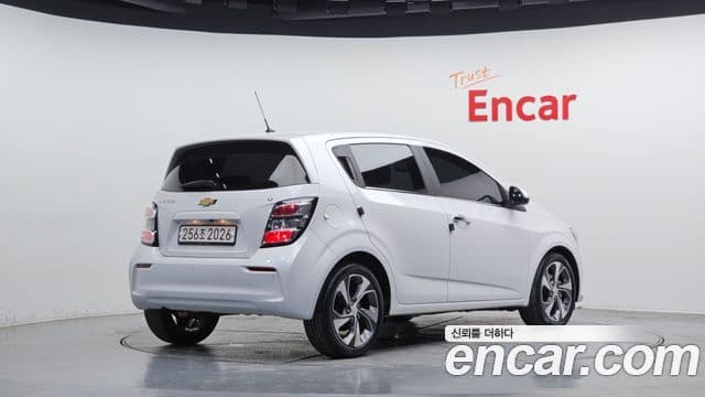 Chevrolet(GM대우) The / новый New 아베오 хэтчбек 1.4 турбо LT, 2017 2