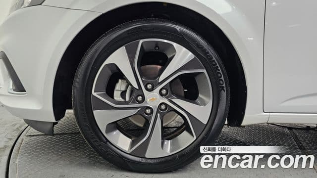 Chevrolet(GM대우) The / новый New 아베오 хэтчбек 1.4 турбо LT, 2017 все фото