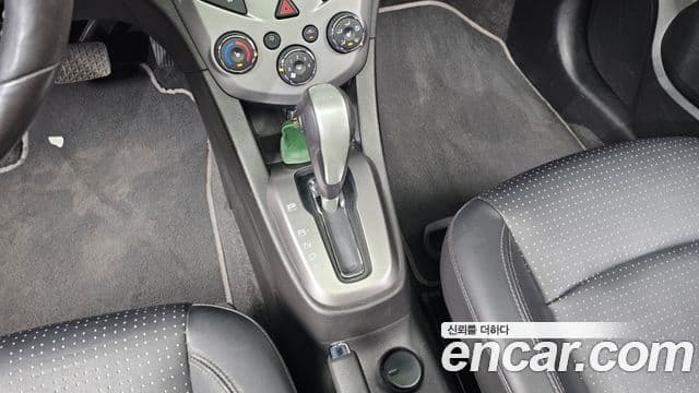 Chevrolet(GM대우) The / новый New 아베오 хэтчбек 1.4 турбо LT, 2017 9