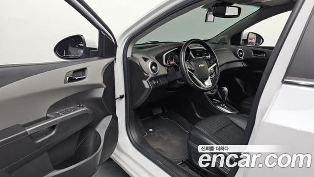 Chevrolet(GM대우) The / новый New 아베오 хэтчбек 1.4 турбо LT, 2017 10