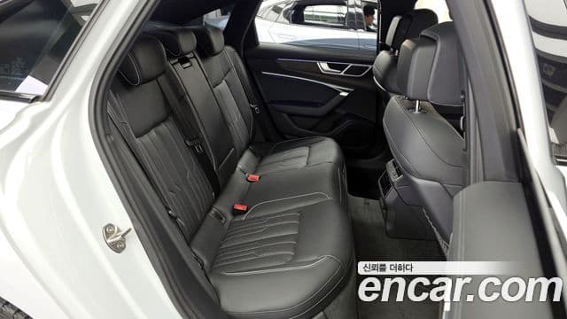 Audi A6 (C8) Premium, 2025 12