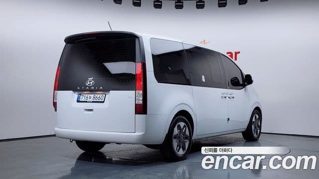 Hyundai Staria Modern, 2025 2