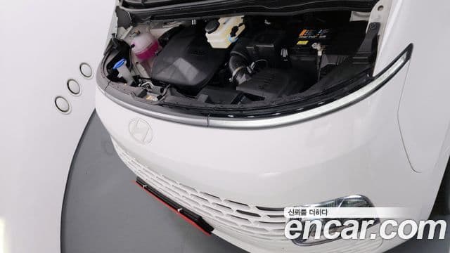 Hyundai Staria Modern, 2025 6