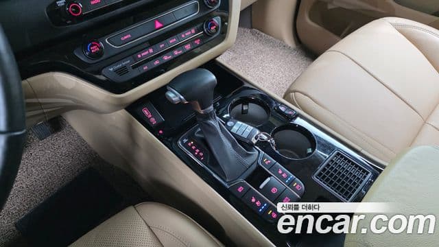 Kia The / новый New Carnival Noblesse Special, 2020 9