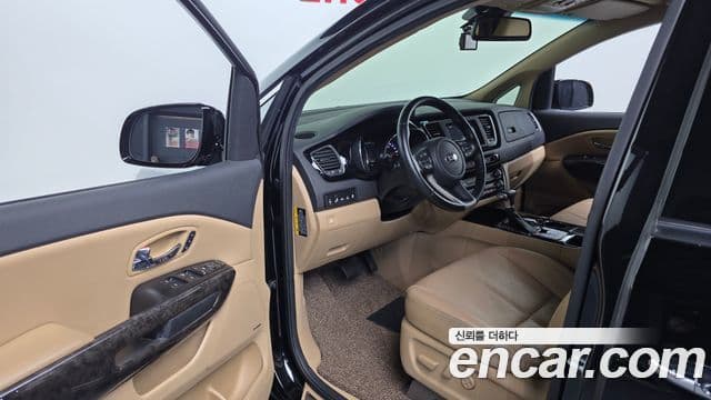 Kia The / новый New Carnival Noblesse Special, 2020 10