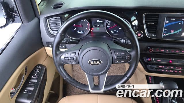 Kia The / новый New Carnival Noblesse Special, 2020 13