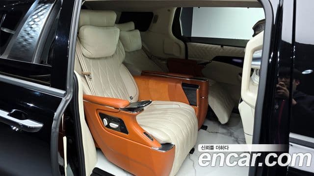 Kia Carnival 4세대 бензин 9인승 High Limousine(компания по спецнадстройкам), 2022 12