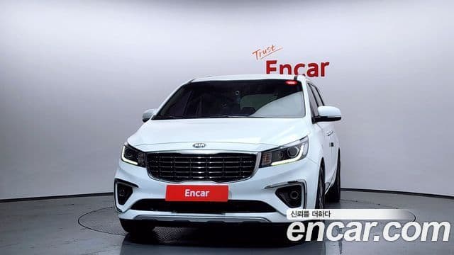 Kia The / новый New Carnival Luxury, 2020 3