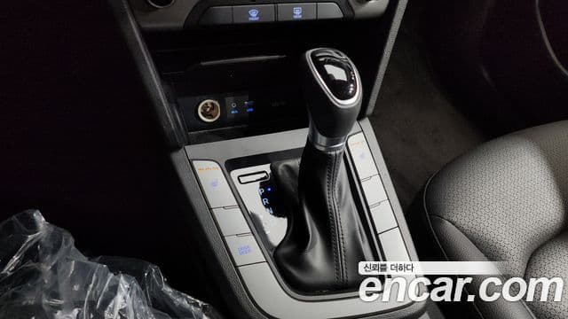 Hyundai Avante AD 1.6 GDI Value Plus, 2018 9