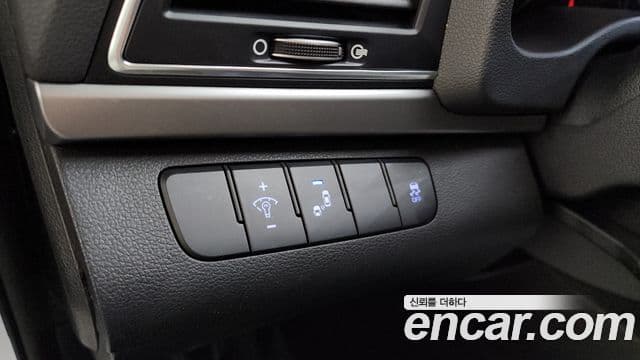 Hyundai Avante AD 1.6 GDI Value Plus, 2018 14