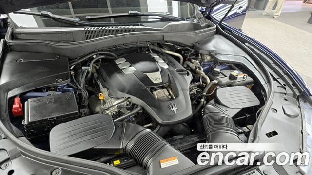 Maserati Levante 3.0 AWD GranSport, 2019 6