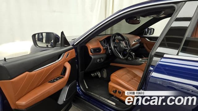 Maserati Levante 3.0 AWD GranSport, 2019 10