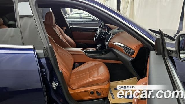 Maserati Levante 3.0 AWD GranSport, 2019 11