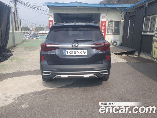 Kia Seltos Signature, 2021 4