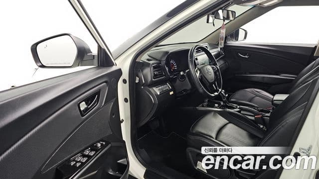 KG모빌리티(SsangYong) Berry New Tivoli V3, 2022 11