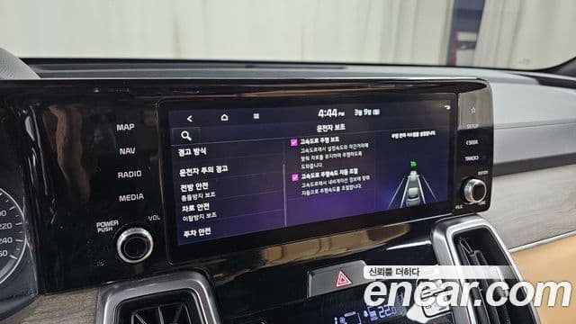 Kia Sorento 4세대 Prestige, 2022 17