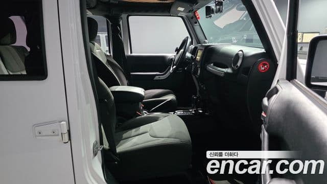 Jeep Wrangler (JK) 2.8 дизель Rubicon 4도어, 2014 10