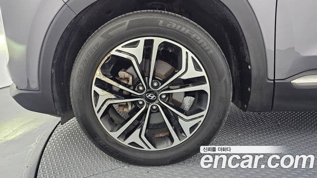 Hyundai Santa Fe TM Exclusive Special, 2019 все фото