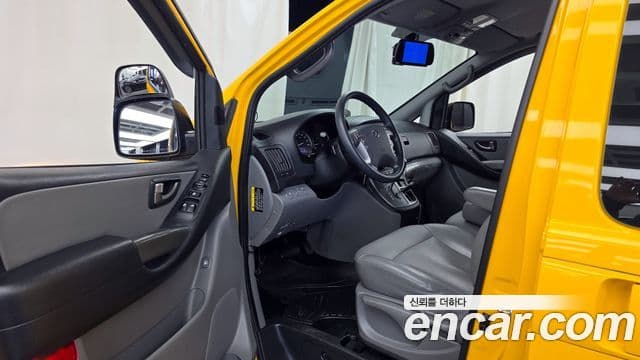 Hyundai Grand Starex детский перевозочный автомобиль, 2018 10