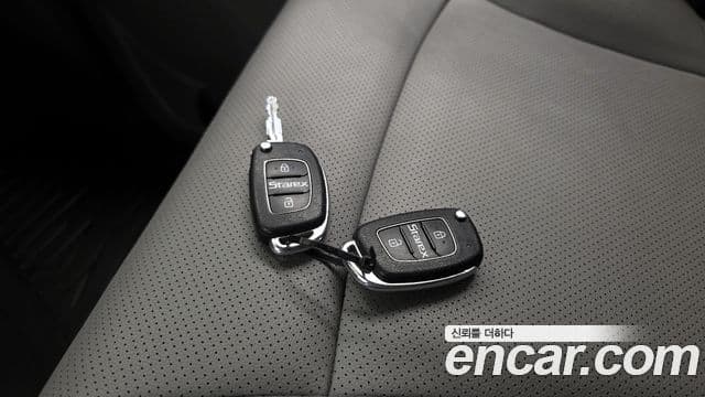 Hyundai Grand Starex детский перевозочный автомобиль, 2018 18