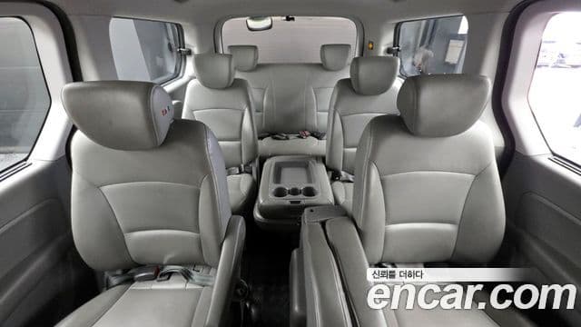 Hyundai Grand Starex детский перевозочный автомобиль, 2018 19