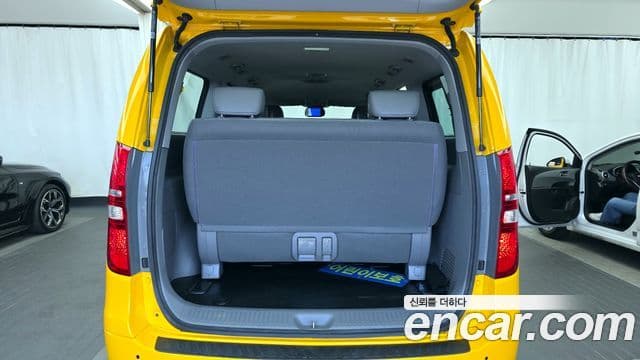Hyundai Grand Starex детский перевозочный автомобиль, 2018 20