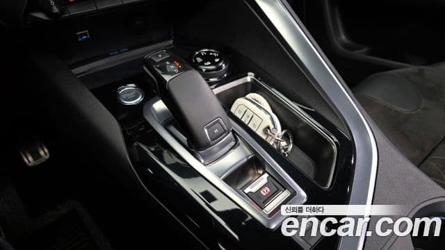 Peugeot 5008 2세대 2.0 BlueHDi GT, 2019 9