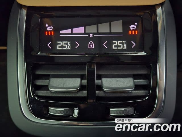 Volvo XC90 2세대 B6 Ultimate Bright, 2024 16