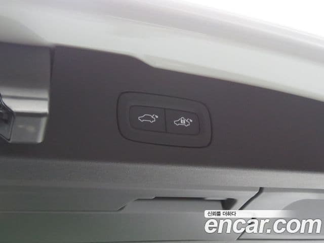 Volvo V60 Cross Country 2세대 B5 Ultra AWD, 2025 12