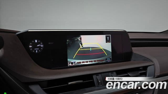 Lexus ES300h 7세대 Supreme, 2019 16