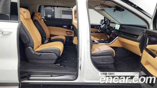 Kia Carnival 4세대 Signature, 2023 11