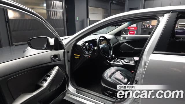 Kia K5 гибрид Luxury, 2013 10