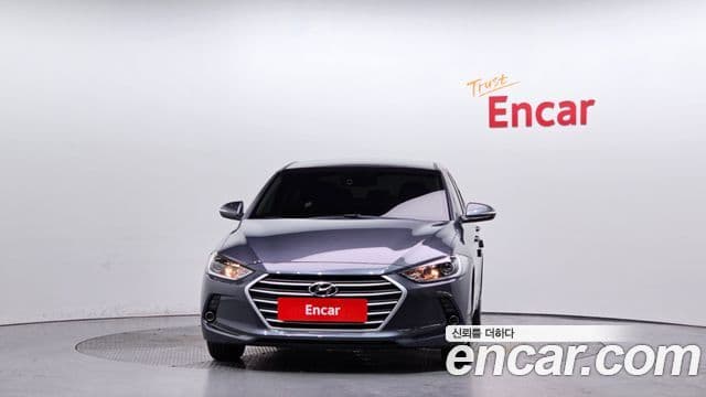 Hyundai Avante AD 1.6 e-VGT Smart, 2018 3