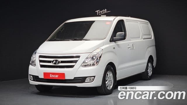 Hyundai Grand Starex Smart, 2017 1