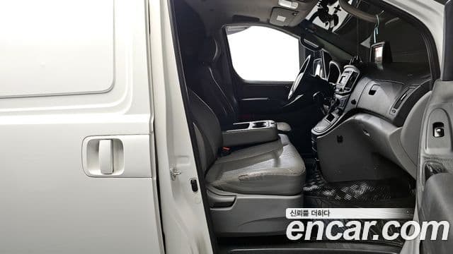 Hyundai Grand Starex Smart, 2017 10