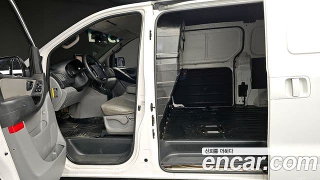 Hyundai Grand Starex Smart, 2017 12