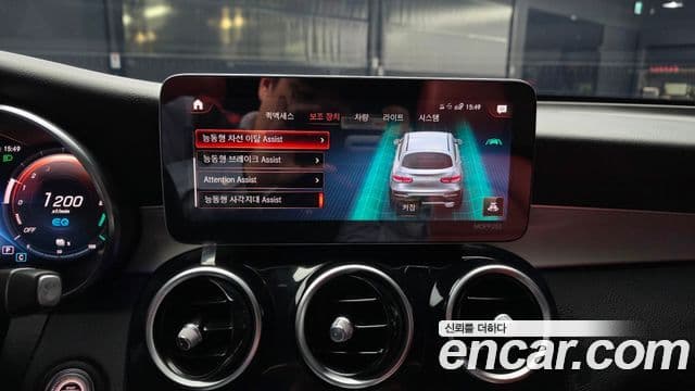 Mercedes-Benz GLC-класс X253 GLC300e 4MATIC купе, 2020 16