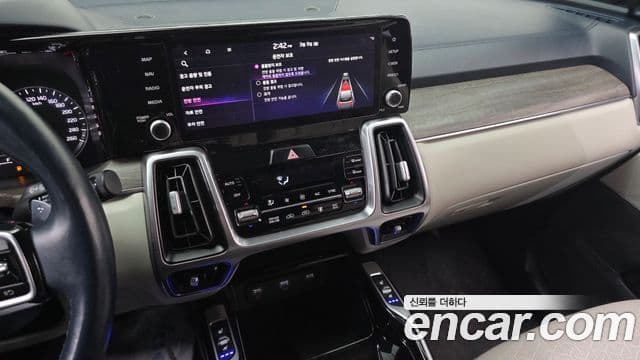 Kia Sorento 4세대 Prestige, 2022 14
