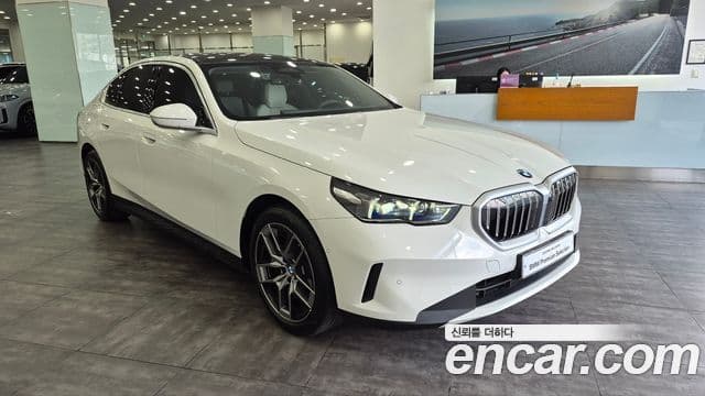BMW 5시리즈 (G60), 2025 3