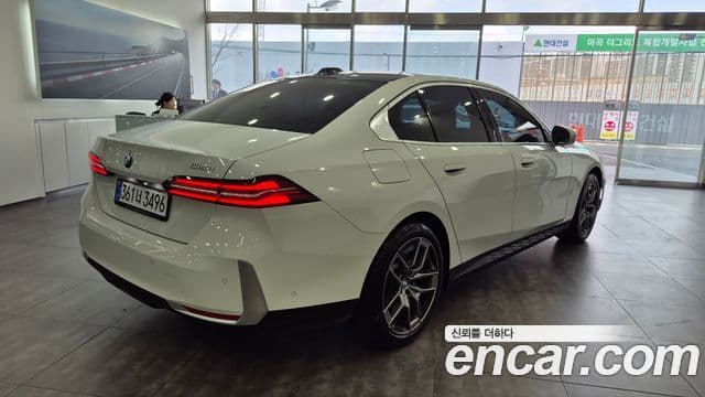 BMW 5시리즈 (G60), 2025 4