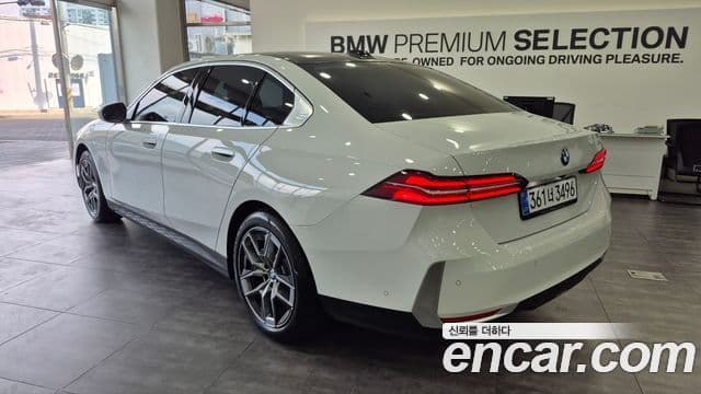 BMW 5시리즈 (G60), 2025 6