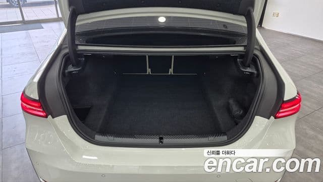 BMW 5시리즈 (G60), 2025 12