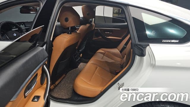 BMW 4시리즈 (F32) 420i Luxury Gran Coupe, 2019 12