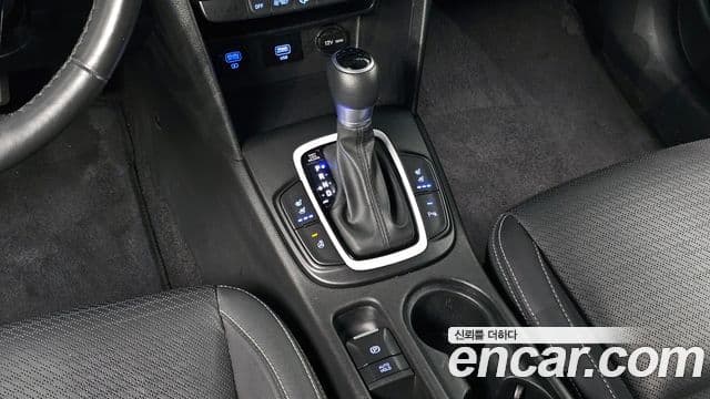 Hyundai Kona гибрид Special, 2020 9