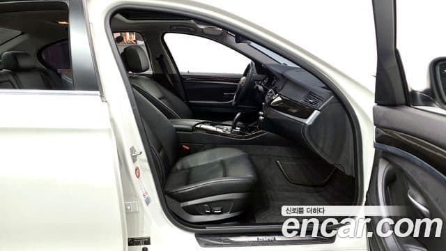 BMW 5시리즈 (F10), 2012 11