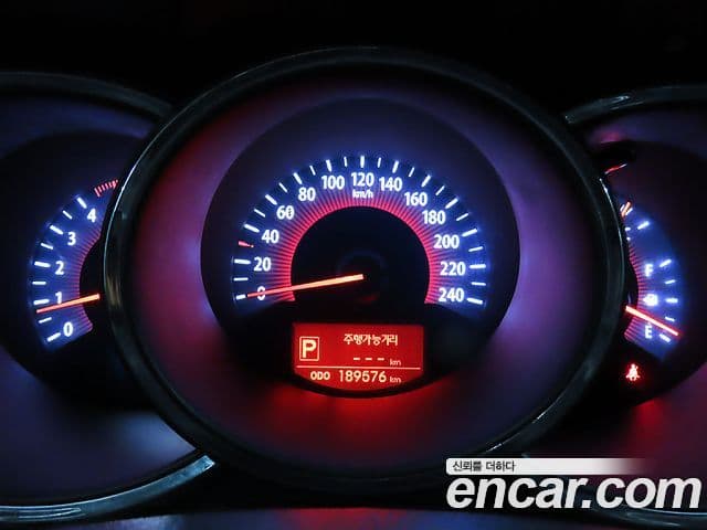 Kia Sorento R топовая версия, 2012 все фото